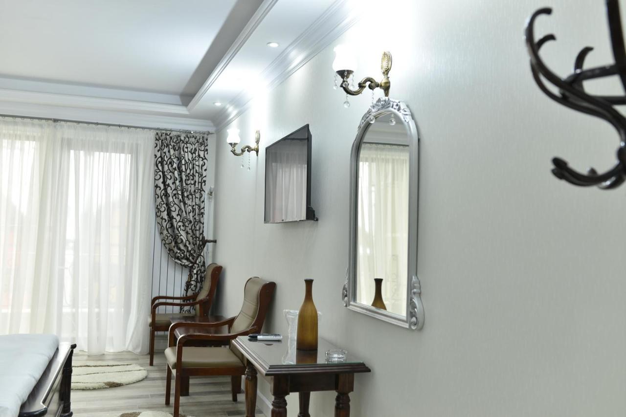 Edy'S Royal Predeal Hotel Kültér fotó