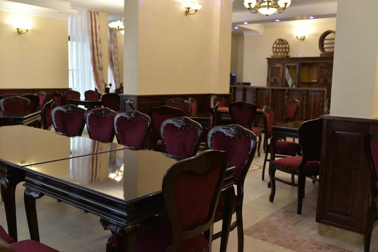 Edy'S Royal Predeal Hotel Kültér fotó