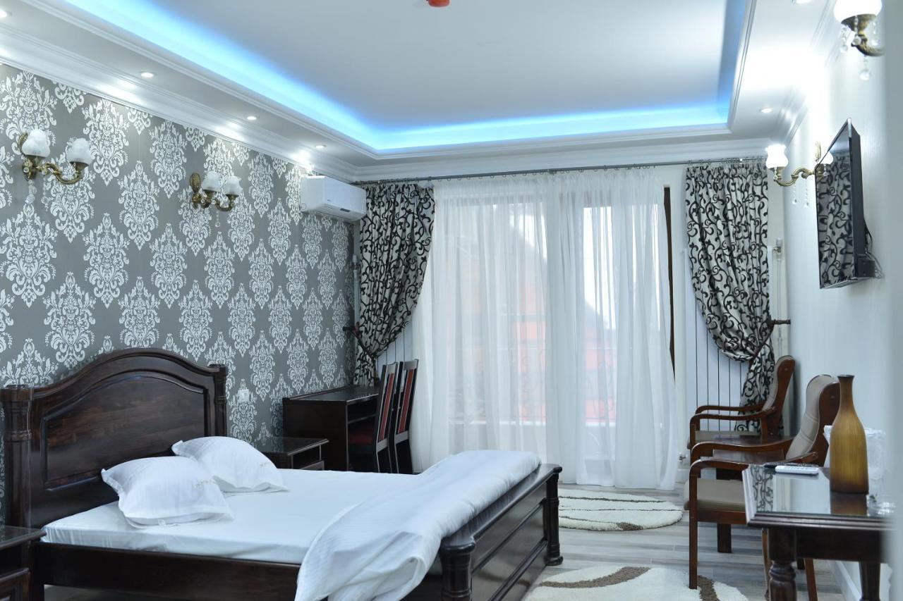 Edy'S Royal Predeal Hotel Kültér fotó